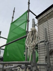 マンションの雨漏りの工事始まる