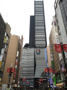 歌舞伎町のゴジラ