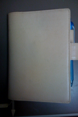 2009年ほぼ日手帳 カバーは皮